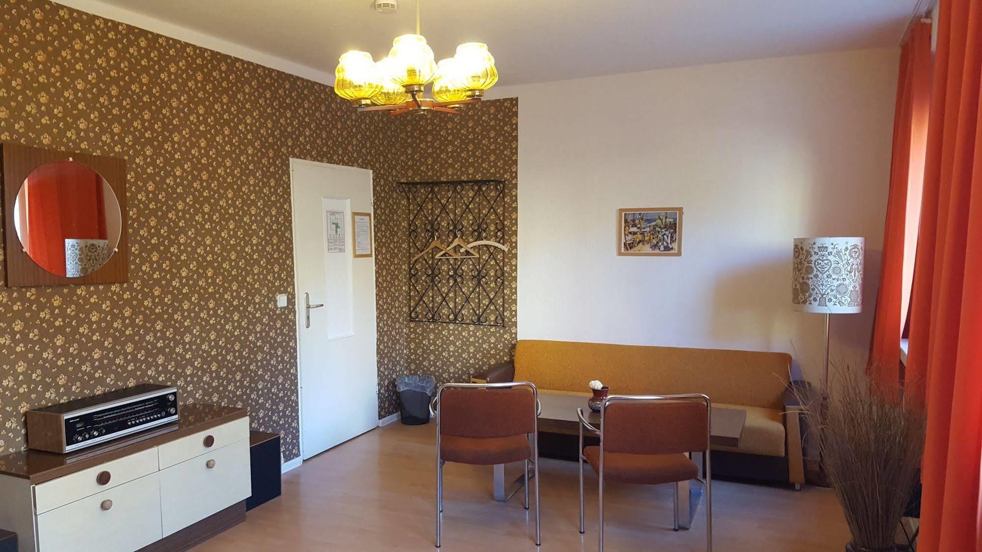 Ostel - Das Ddr Hostel Berlín Exteriér fotografie