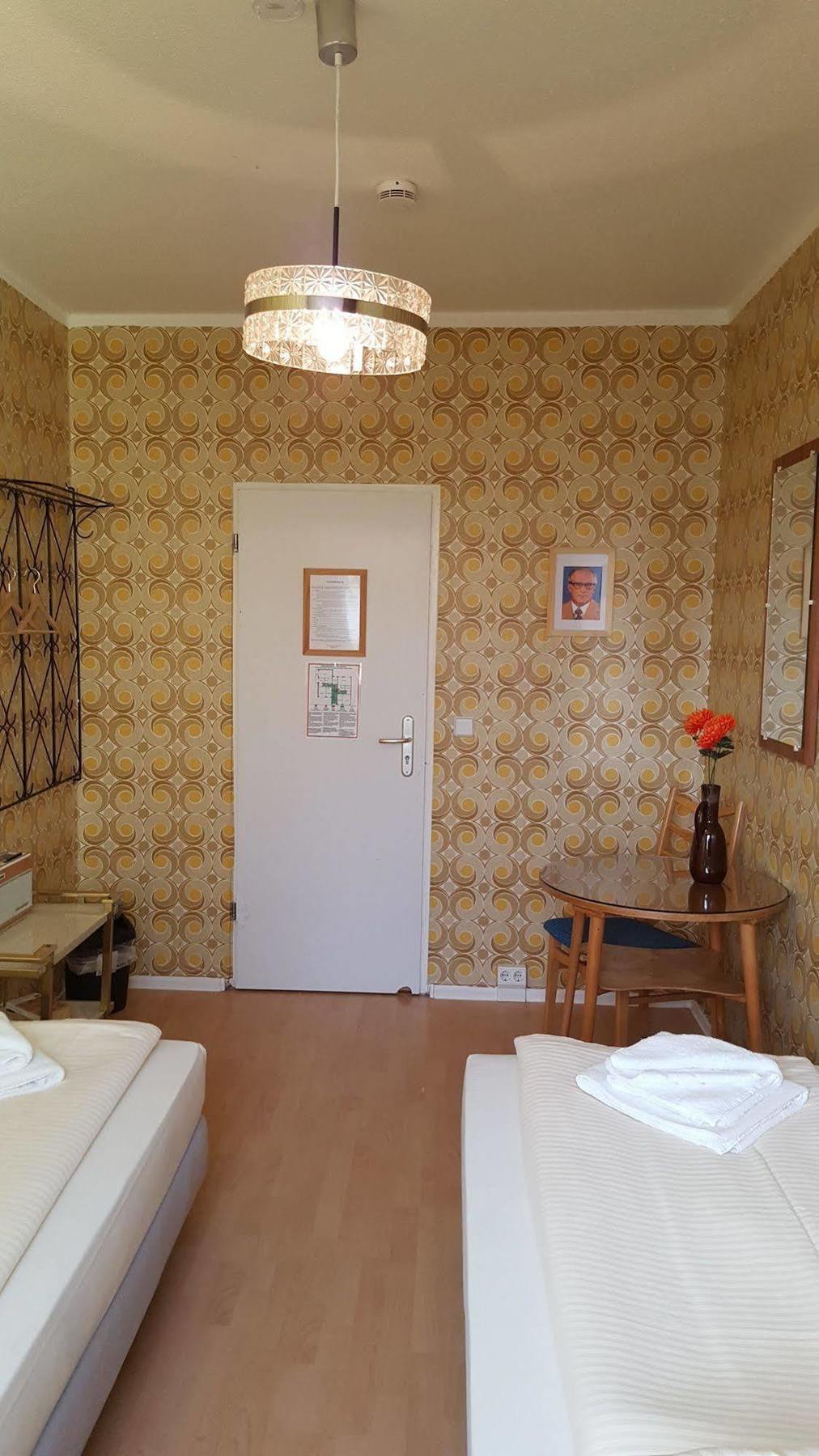 Ostel - Das Ddr Hostel Berlín Exteriér fotografie